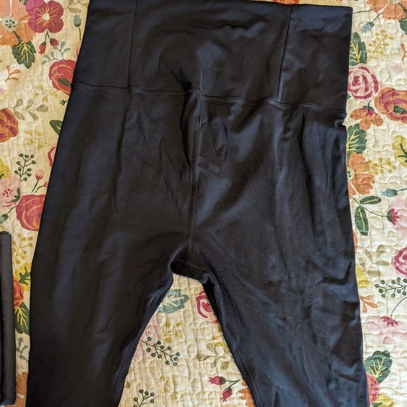 Girlfriend Collective Maternity Bundle XXL - Picture 9 of 12